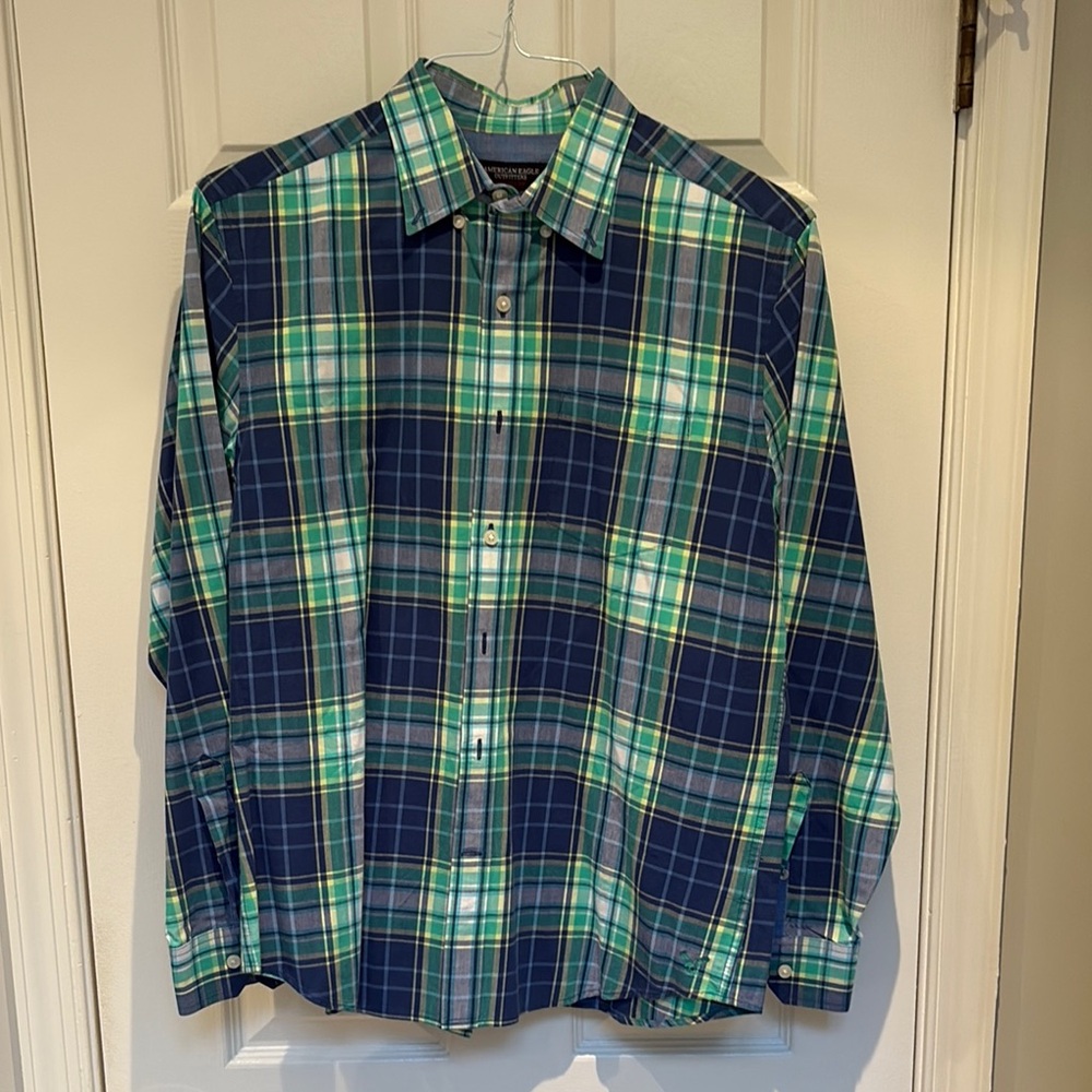 American Eagle Outfitters Blue and Green Casual Button Down Shirt
